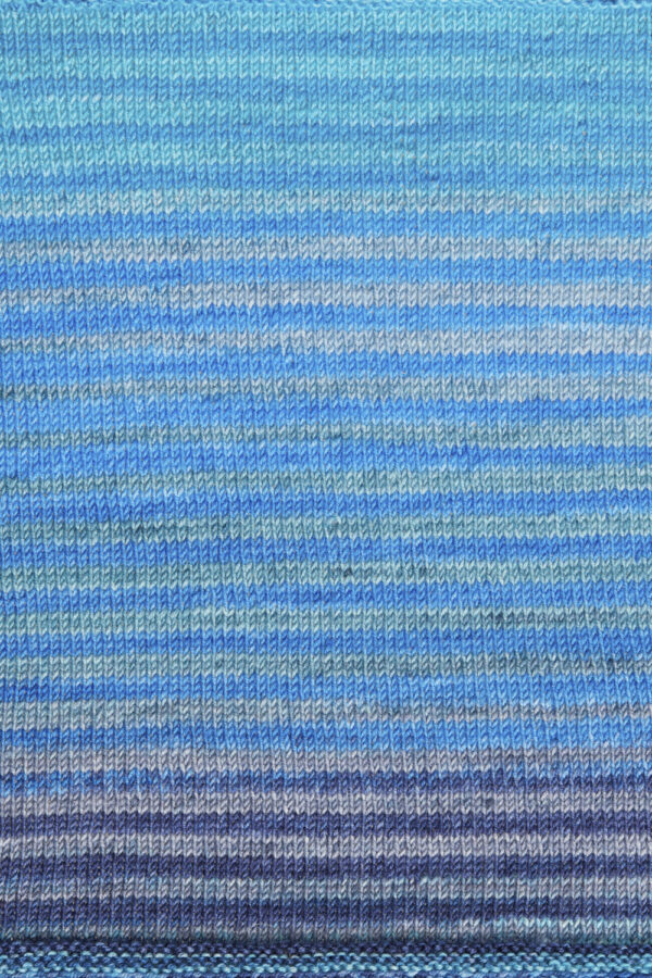 Handgefärbte selbststreifende Merinowolle von Urth Yarns Uneek Fingering 3031 – Bild 2